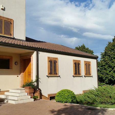 Il Mandorlo B&B Civitanova Alta エクステリア 写真