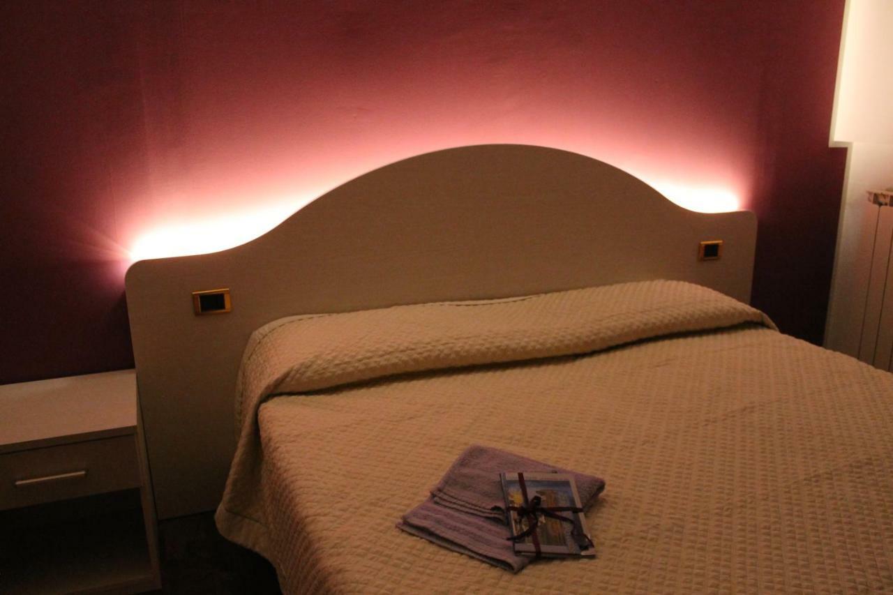 Il Mandorlo B&B Civitanova Alta エクステリア 写真